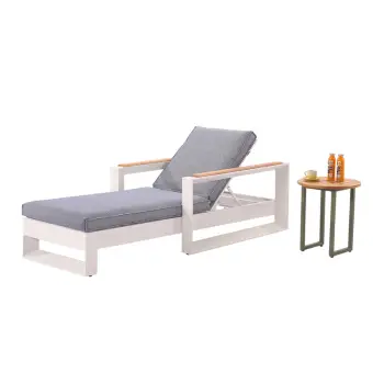Burano Chaise Lounge